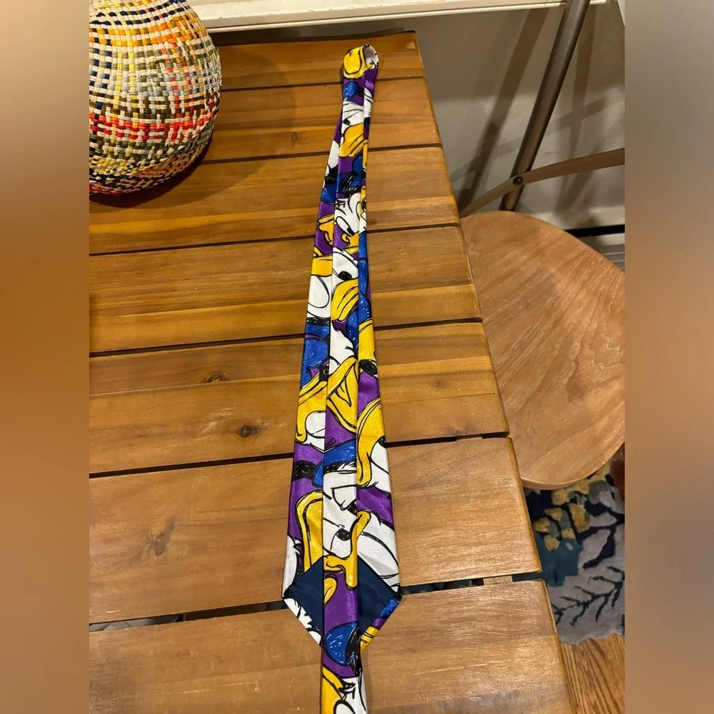 Donald Duck Casoni Italy tie Disney